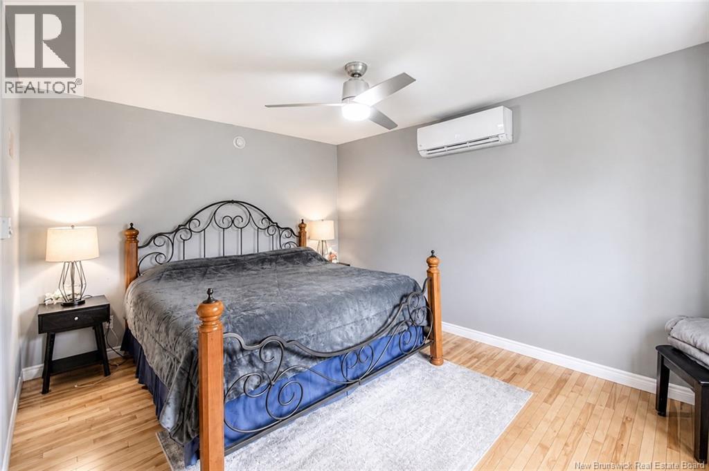 27 Clement Avenue - 13