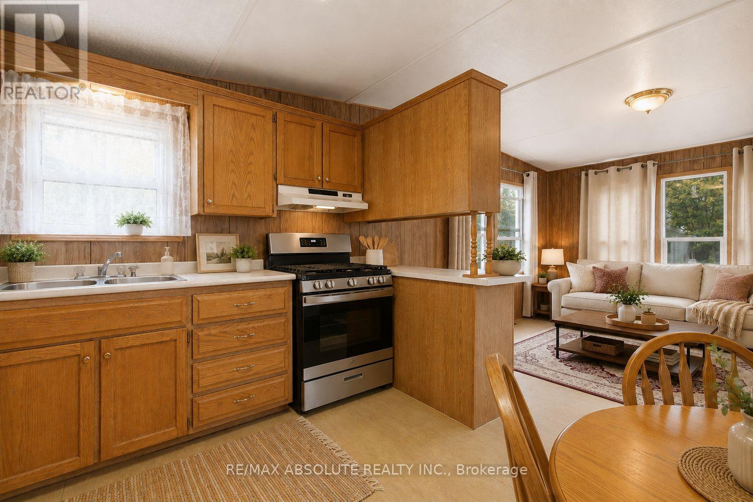 House for Rent in Ottawa – 49 – 3535 ST. JOSEPH BOULEVARD, Ottawa – By Peter Sagos - Image 14