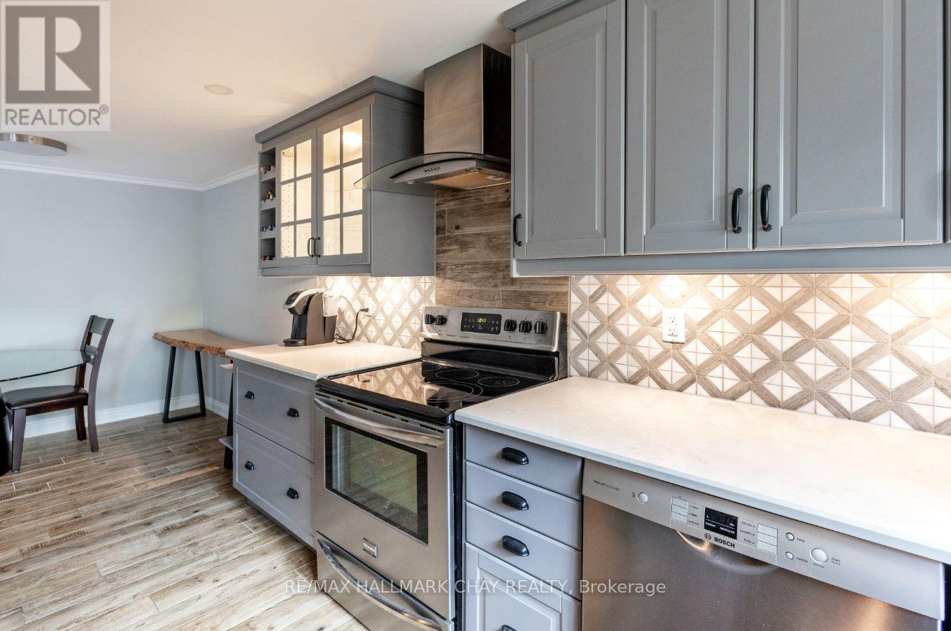 11 QUAIL CRESCENT - 10