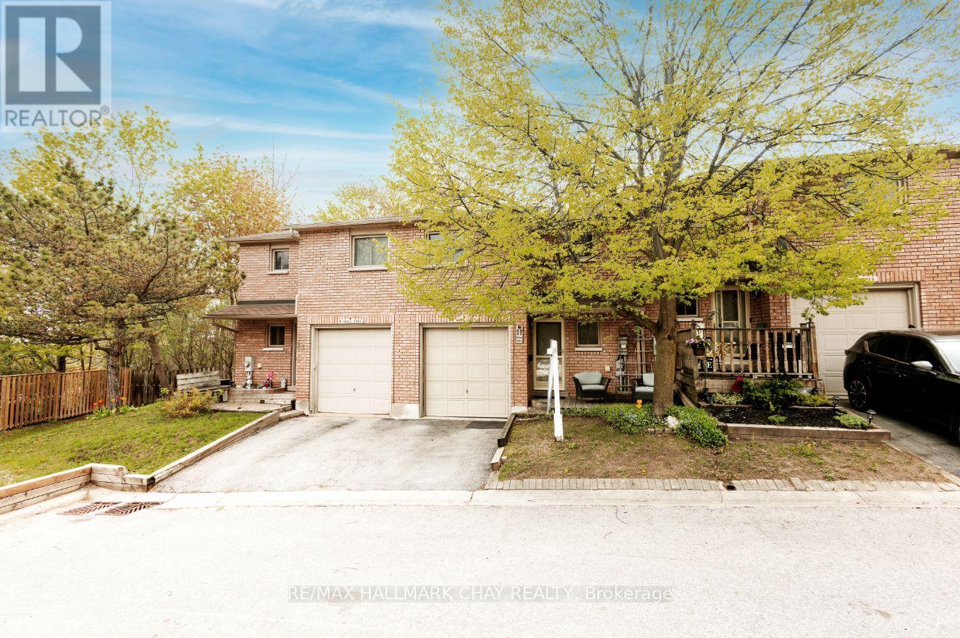 11 QUAIL CRESCENT - 2