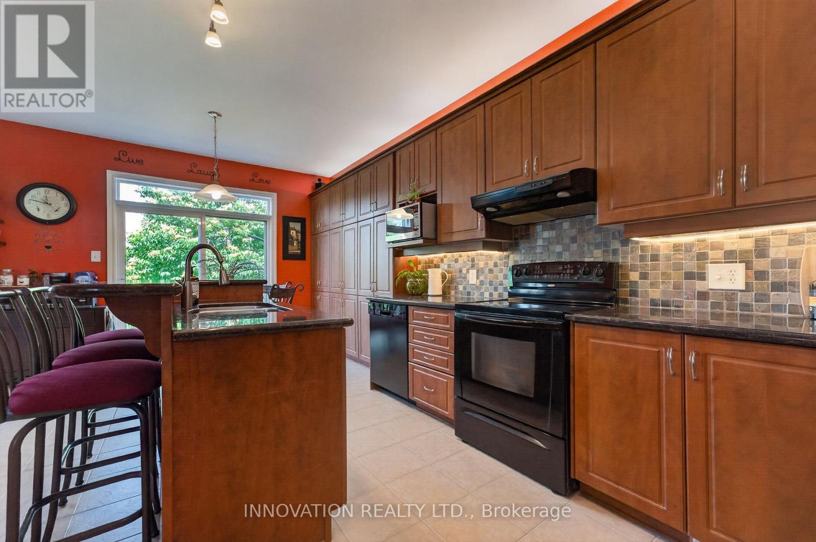 545 ROSEHILL AVENUE - 16