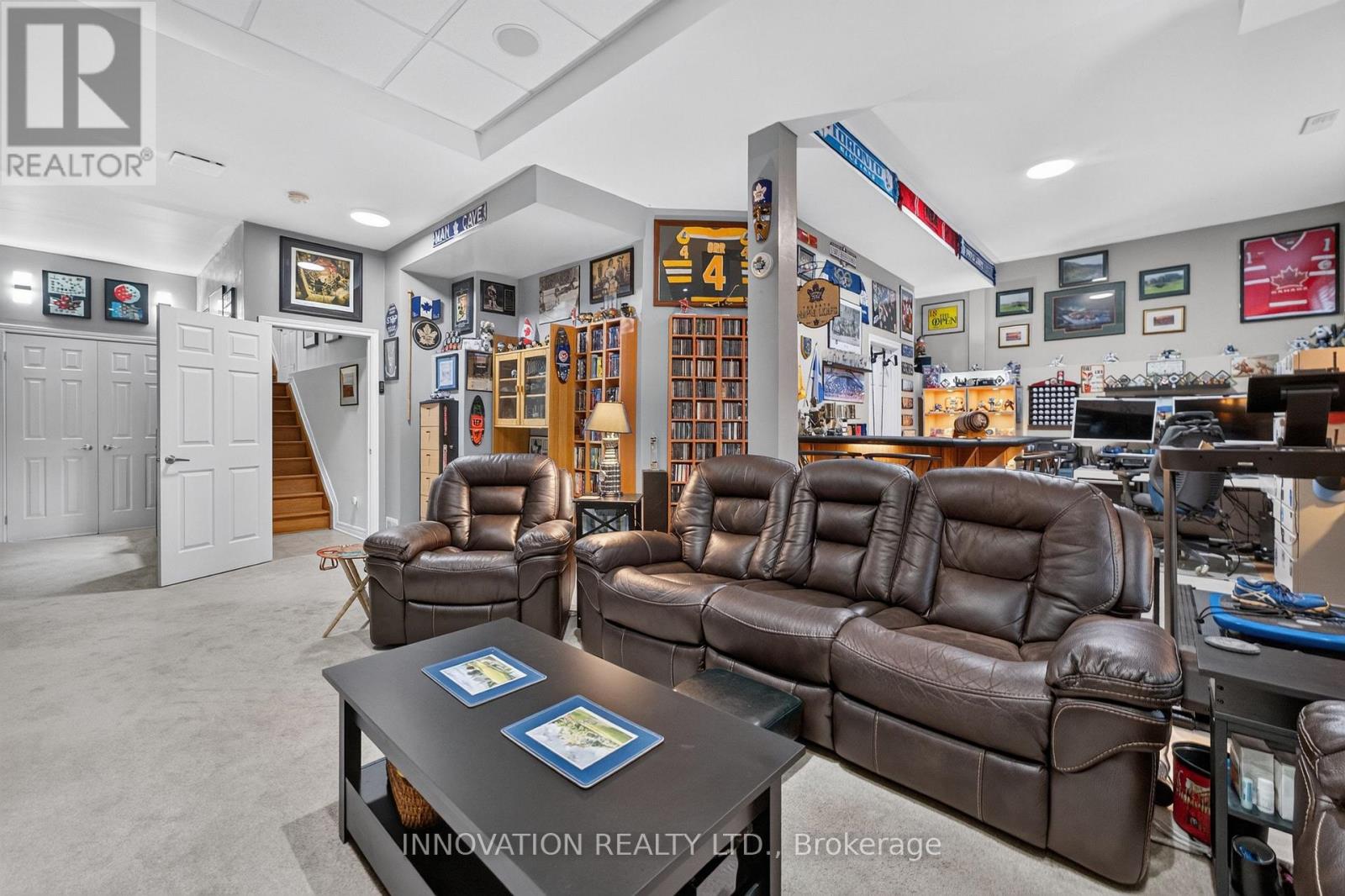 545 ROSEHILL AVENUE - 32