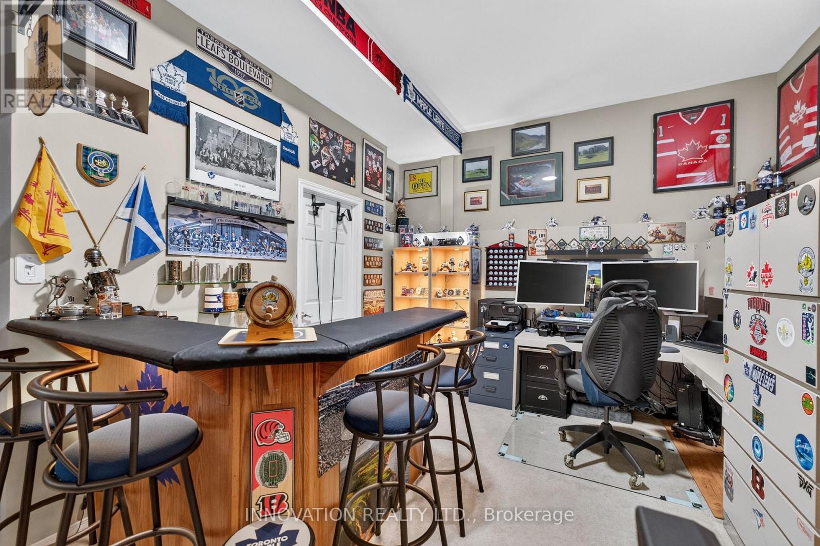 545 ROSEHILL AVENUE - 34