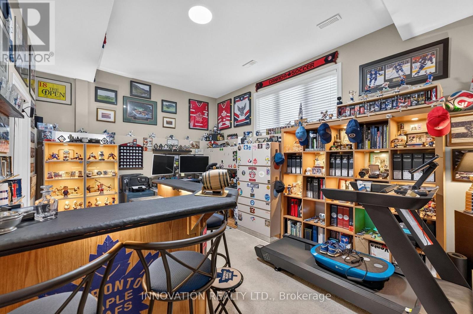545 ROSEHILL AVENUE - 35