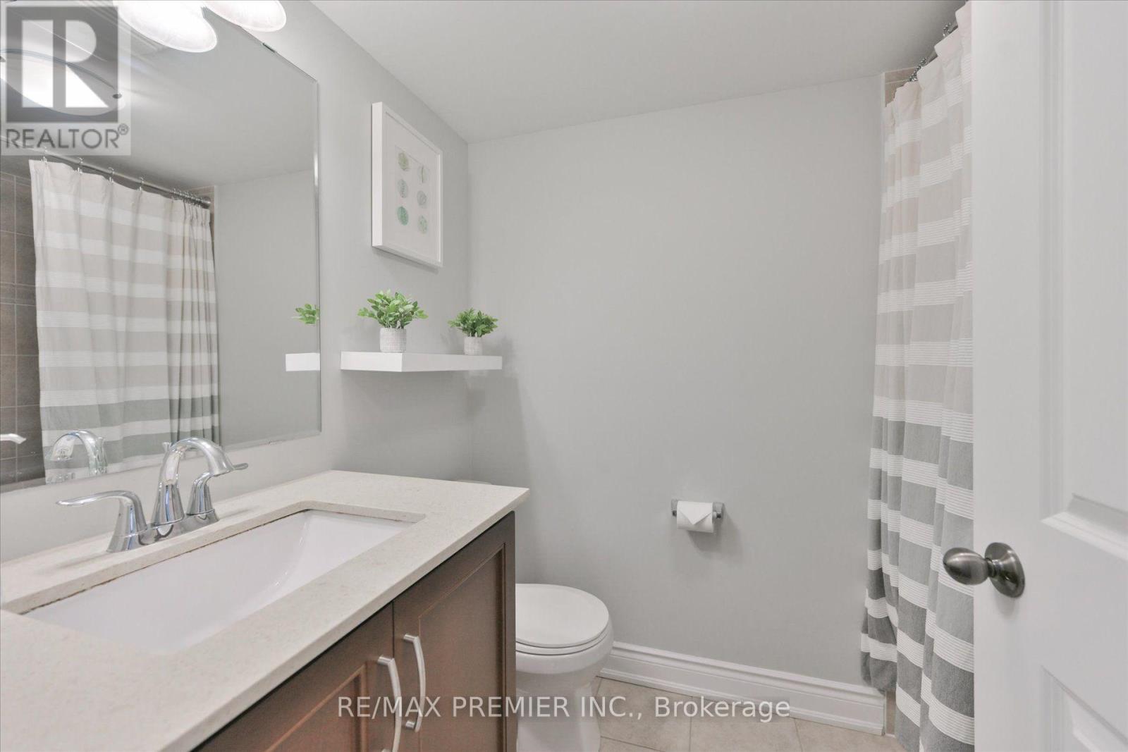 #114 1331 MAJOR MACKENZIE DRIVE - 23
