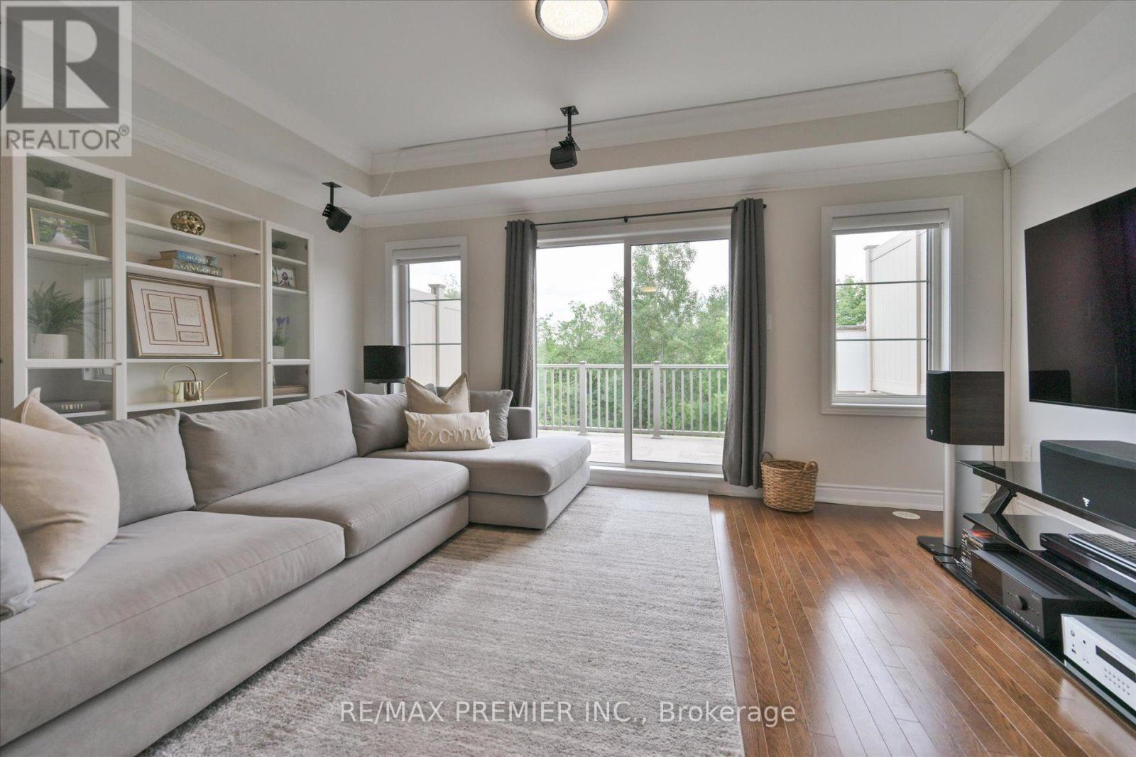 #114 1331 MAJOR MACKENZIE DRIVE - 26