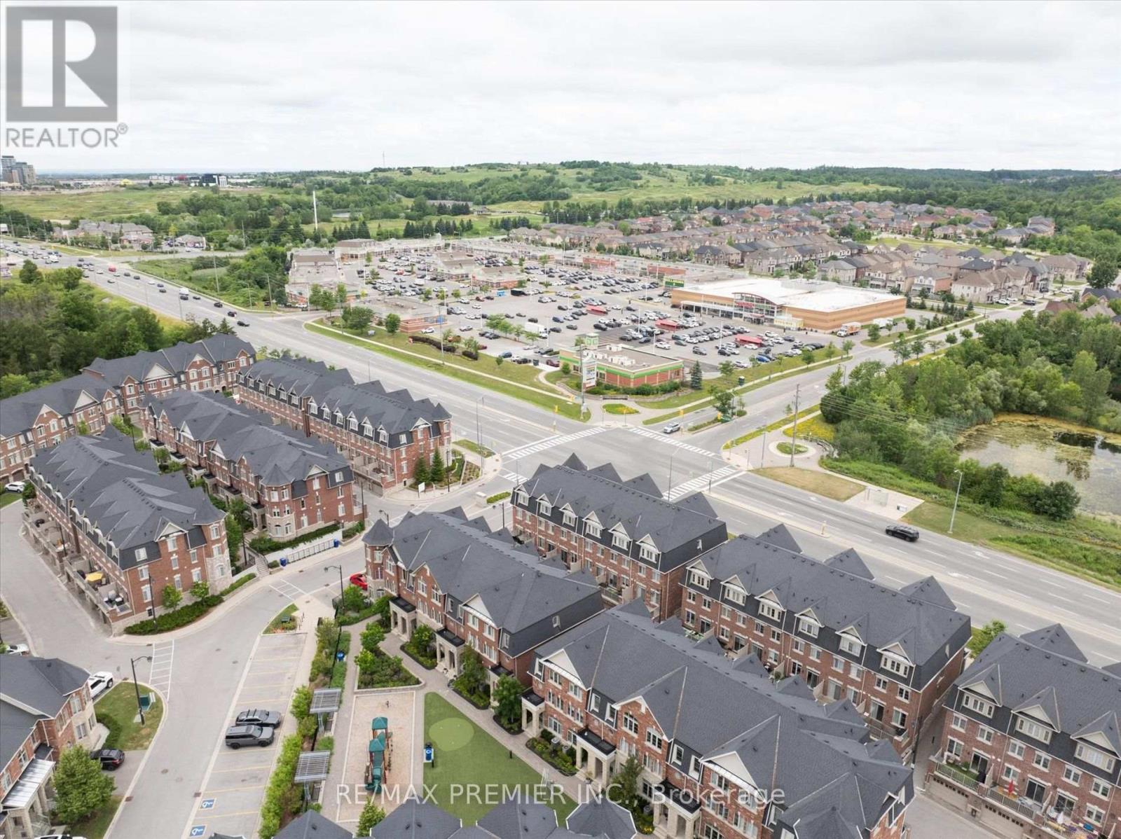 #114 1331 MAJOR MACKENZIE DRIVE - 35