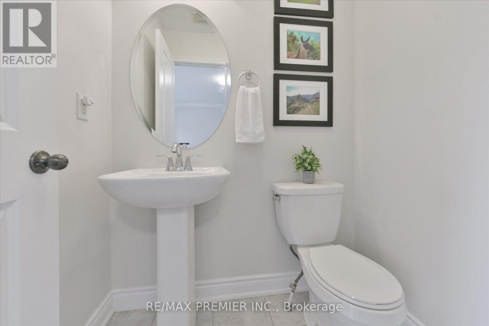 #114 1331 MAJOR MACKENZIE DRIVE - 27