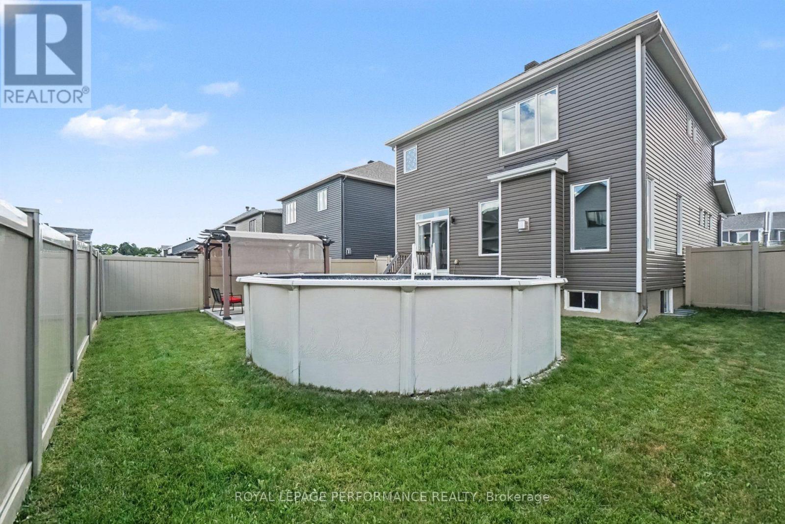640 BRUXELLES STREET - 31