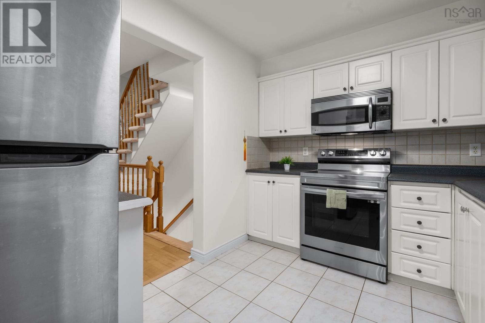 5224B Harvey Street, Halifax, NS B3J1A7 Street - 19