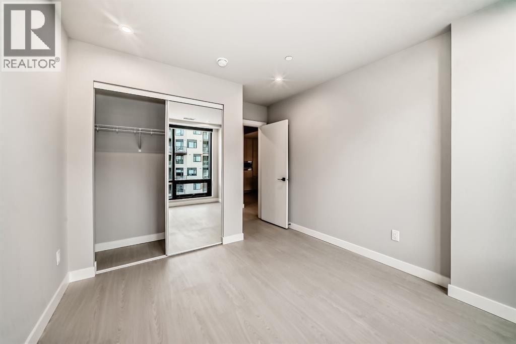#206 8375 Broadcast Avenue SW - 22