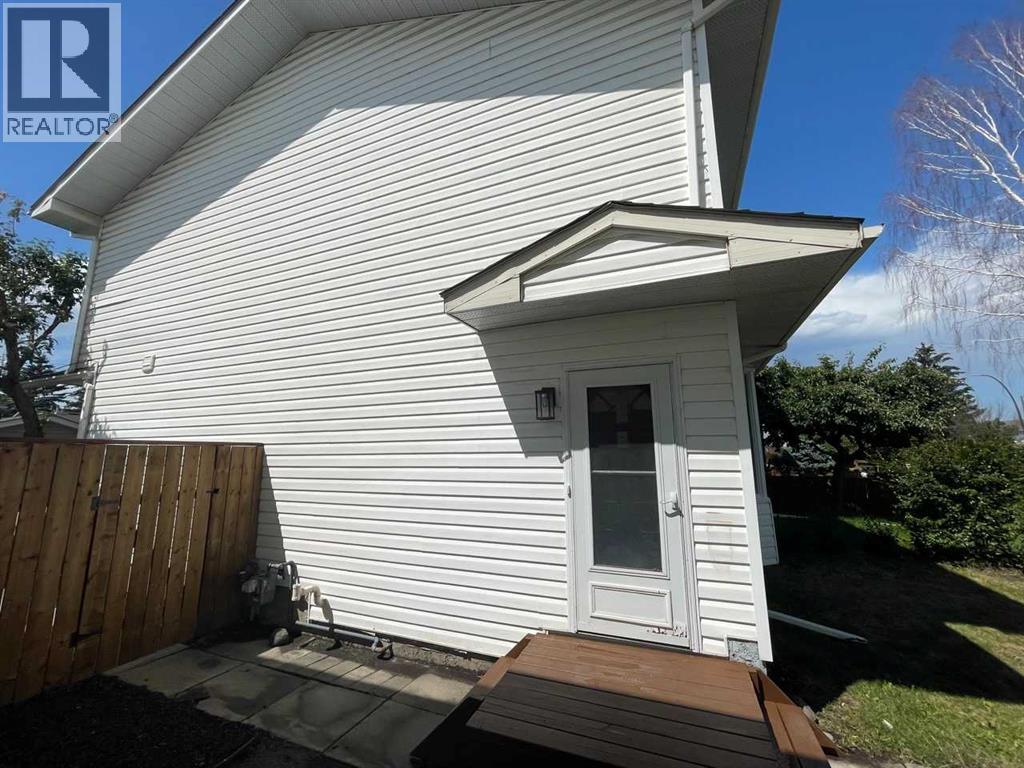 7845 22 Street SE, Ogden, Calgary photo 2