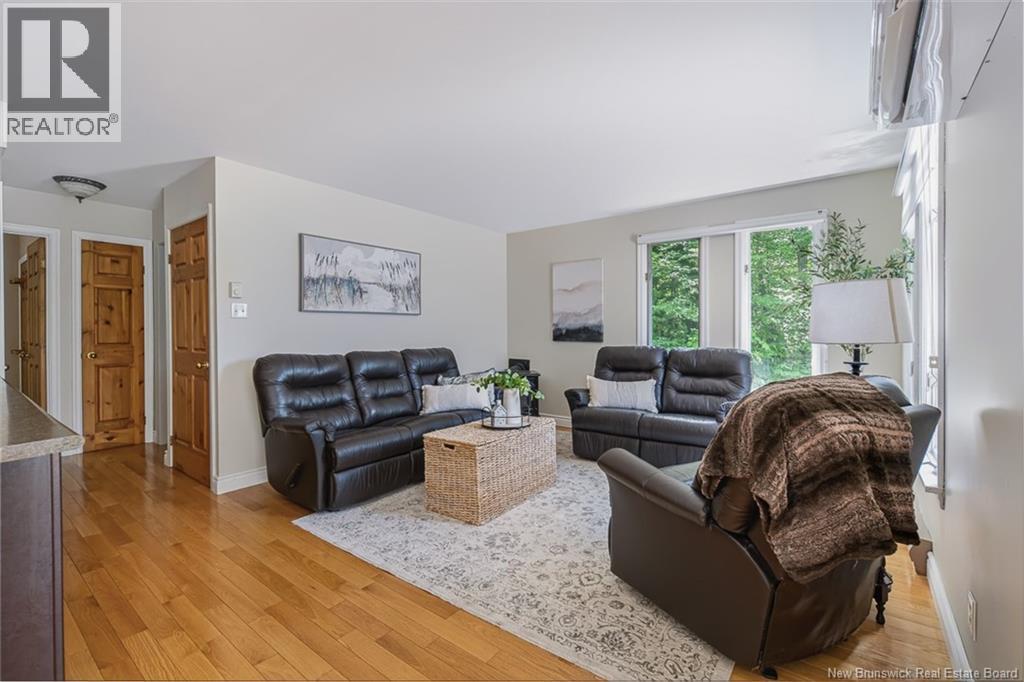 448 Yoho Lake Road - Image 10