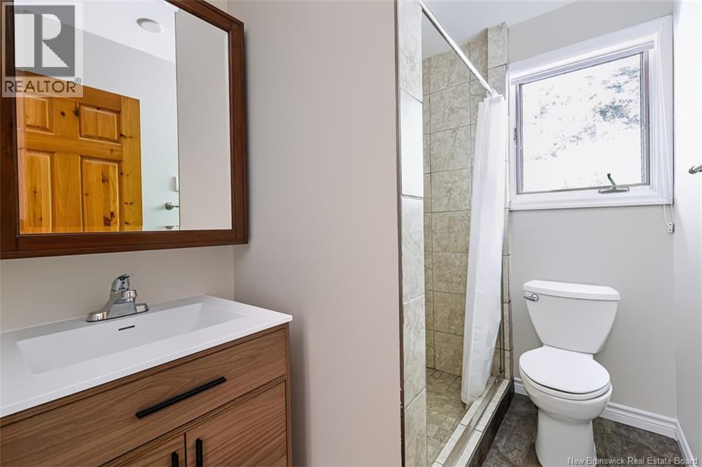448 Yoho Lake Road - 15