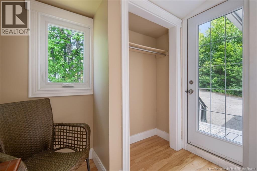 448 Yoho Lake Road - Image 17
