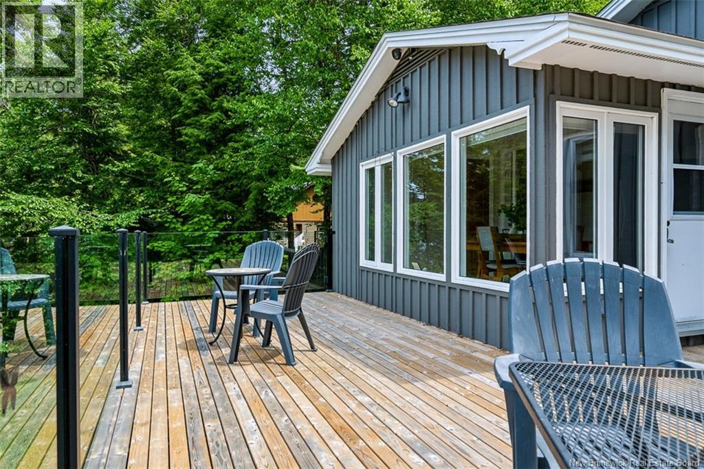 448 Yoho Lake Road - 33