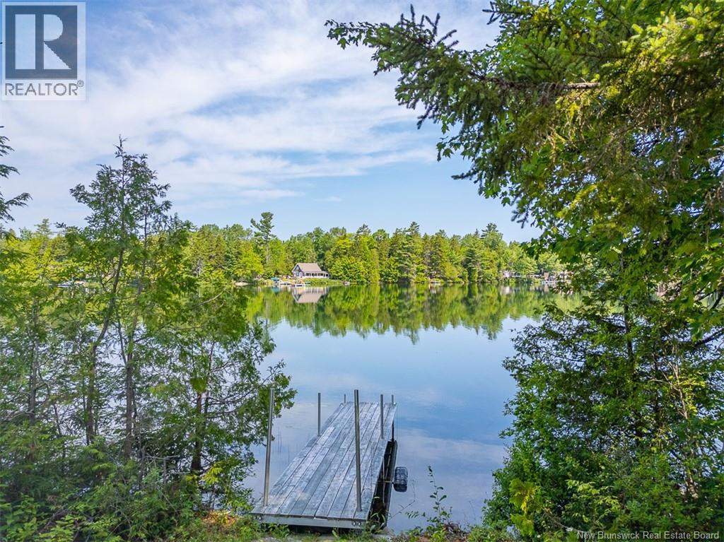 448 Yoho Lake Road - 43