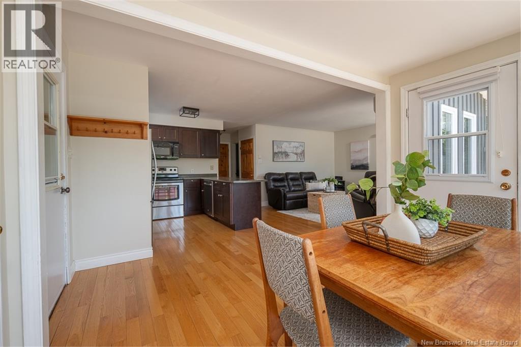 448 Yoho Lake Road - 5