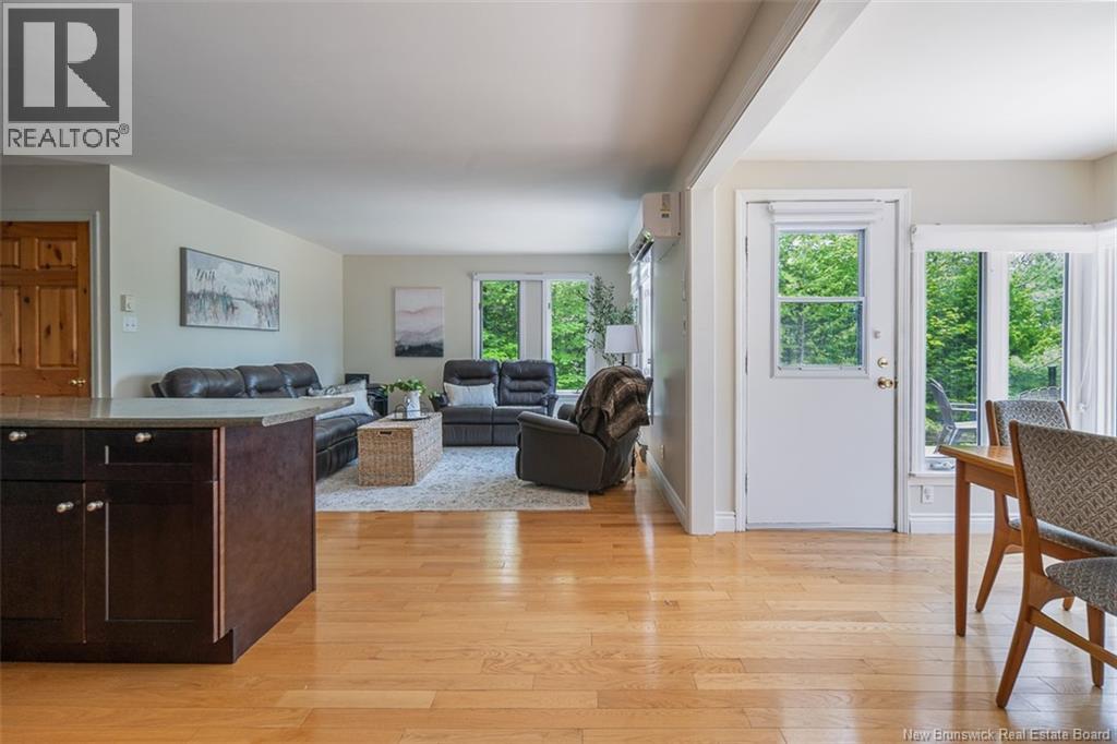 448 Yoho Lake Road - 9