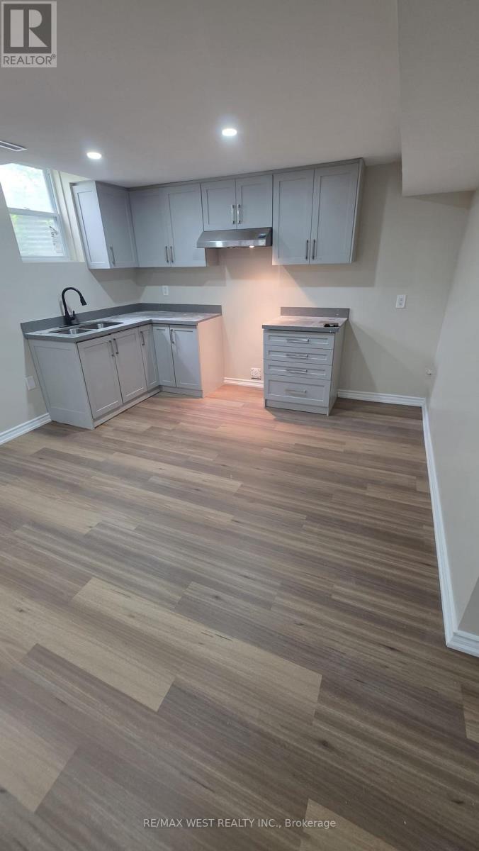 60 FURROW DRIVE - 14