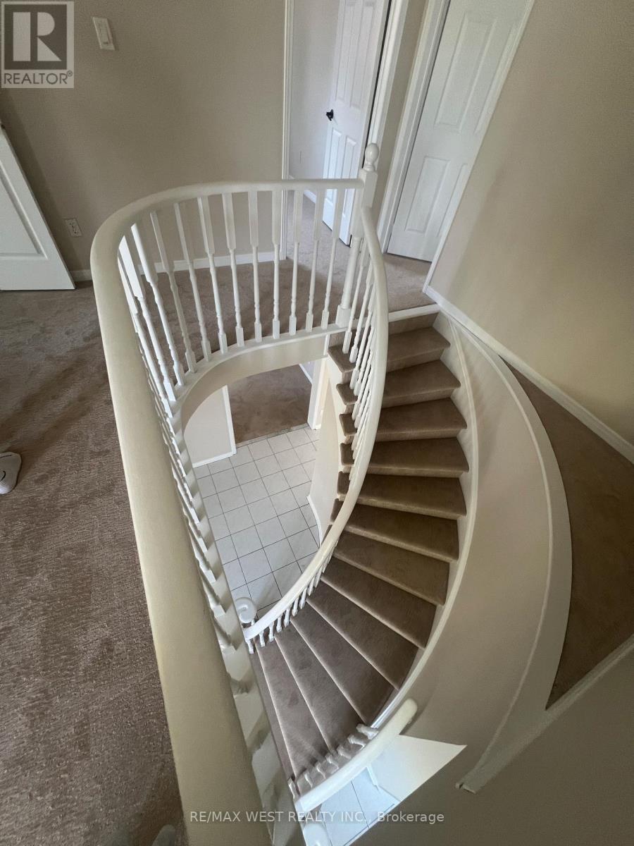 60 FURROW DRIVE - 11
