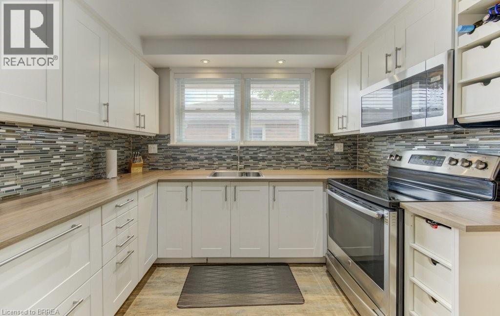 101 SEVENTH Avenue - 21