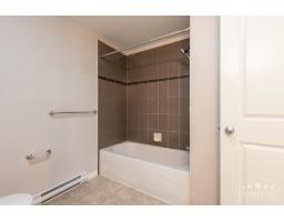 Basement 18864 68 Avenue, Surrey, BC V4N5Z9 Photo 17