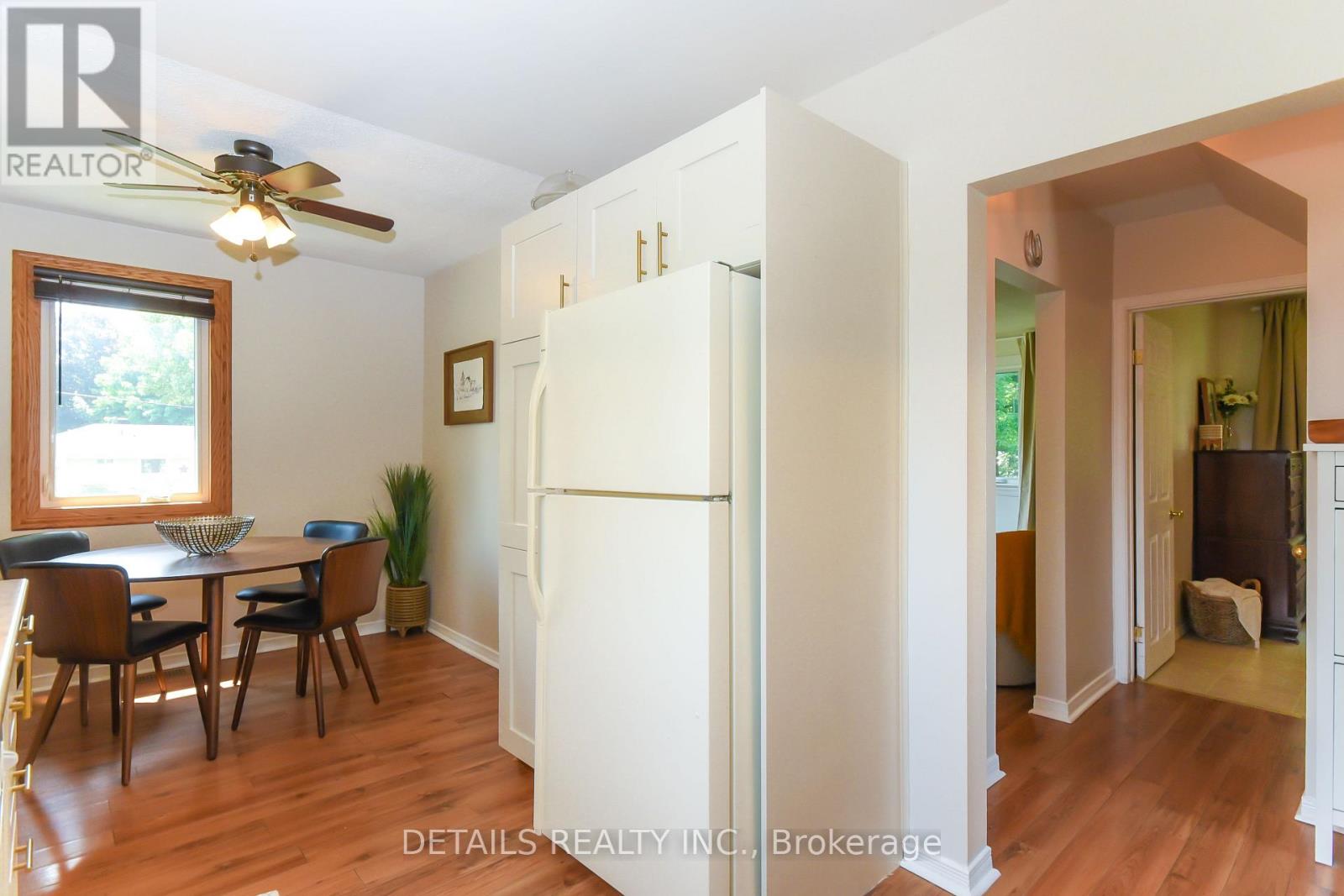 22 COLONEL MURRAY STREET - 16