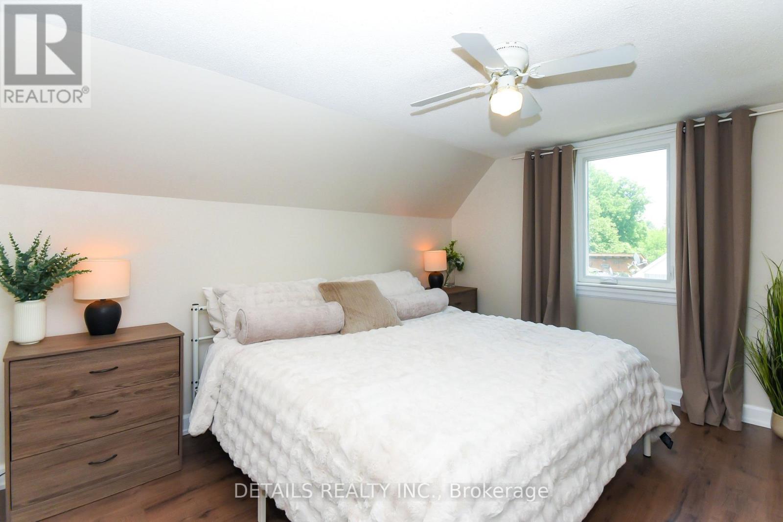 22 COLONEL MURRAY STREET - 22