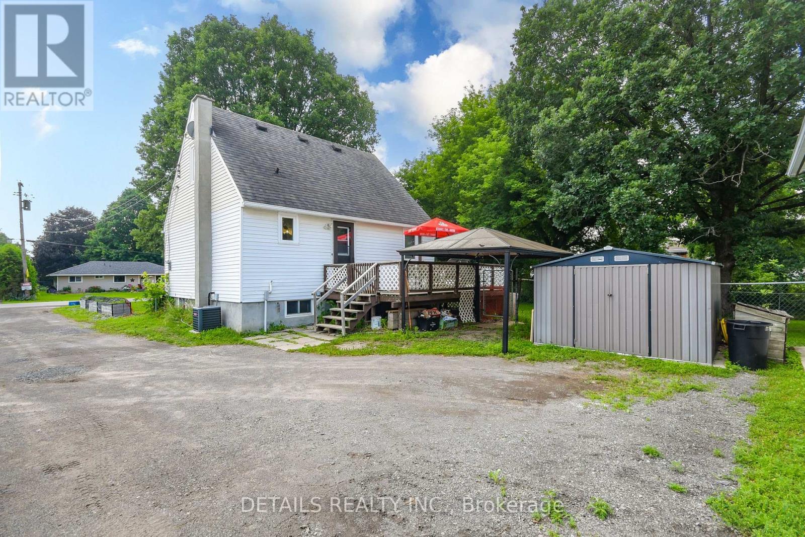 22 COLONEL MURRAY STREET - 36