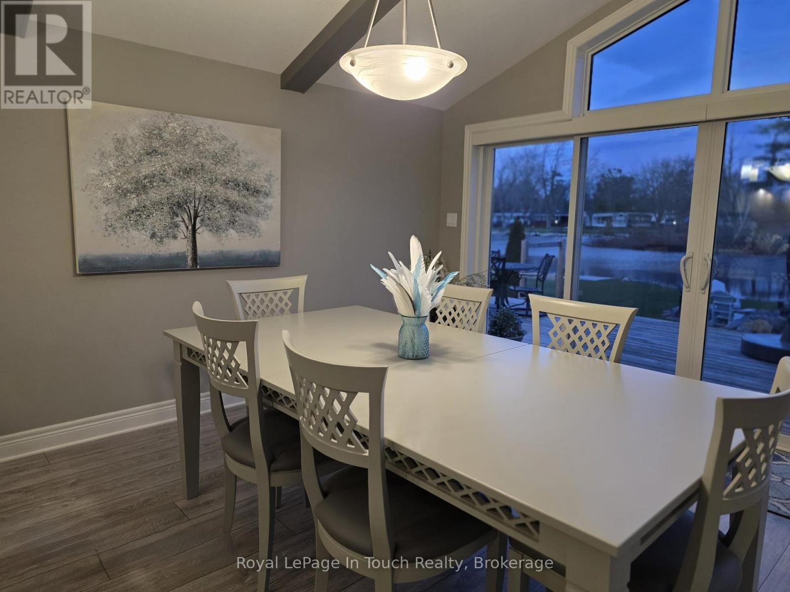 110 LONE PINE ROAD - 21