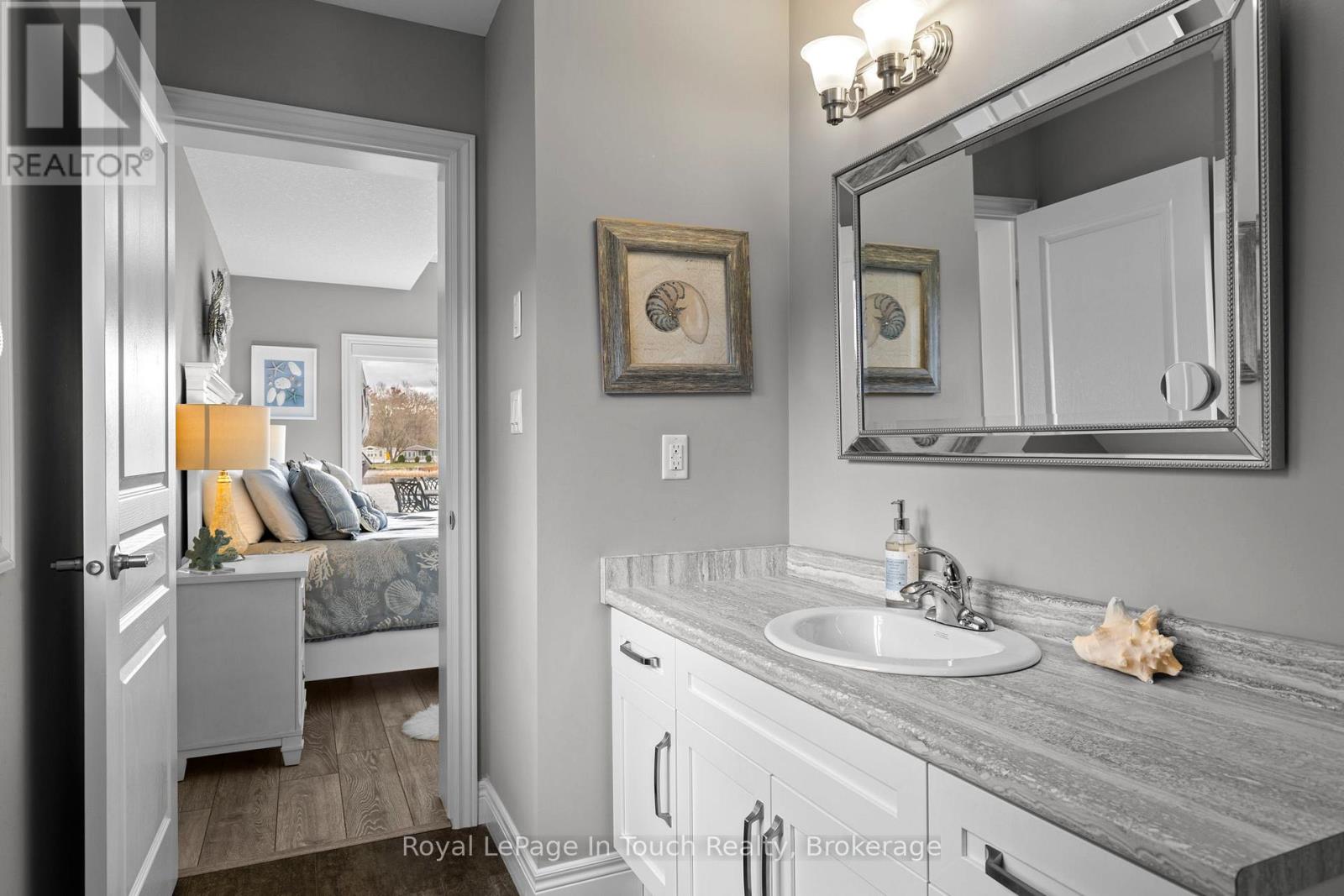 110 LONE PINE ROAD - 27