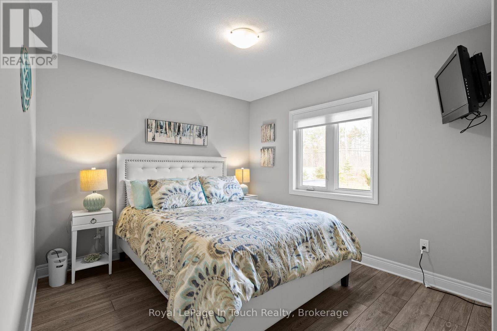110 LONE PINE ROAD - 29