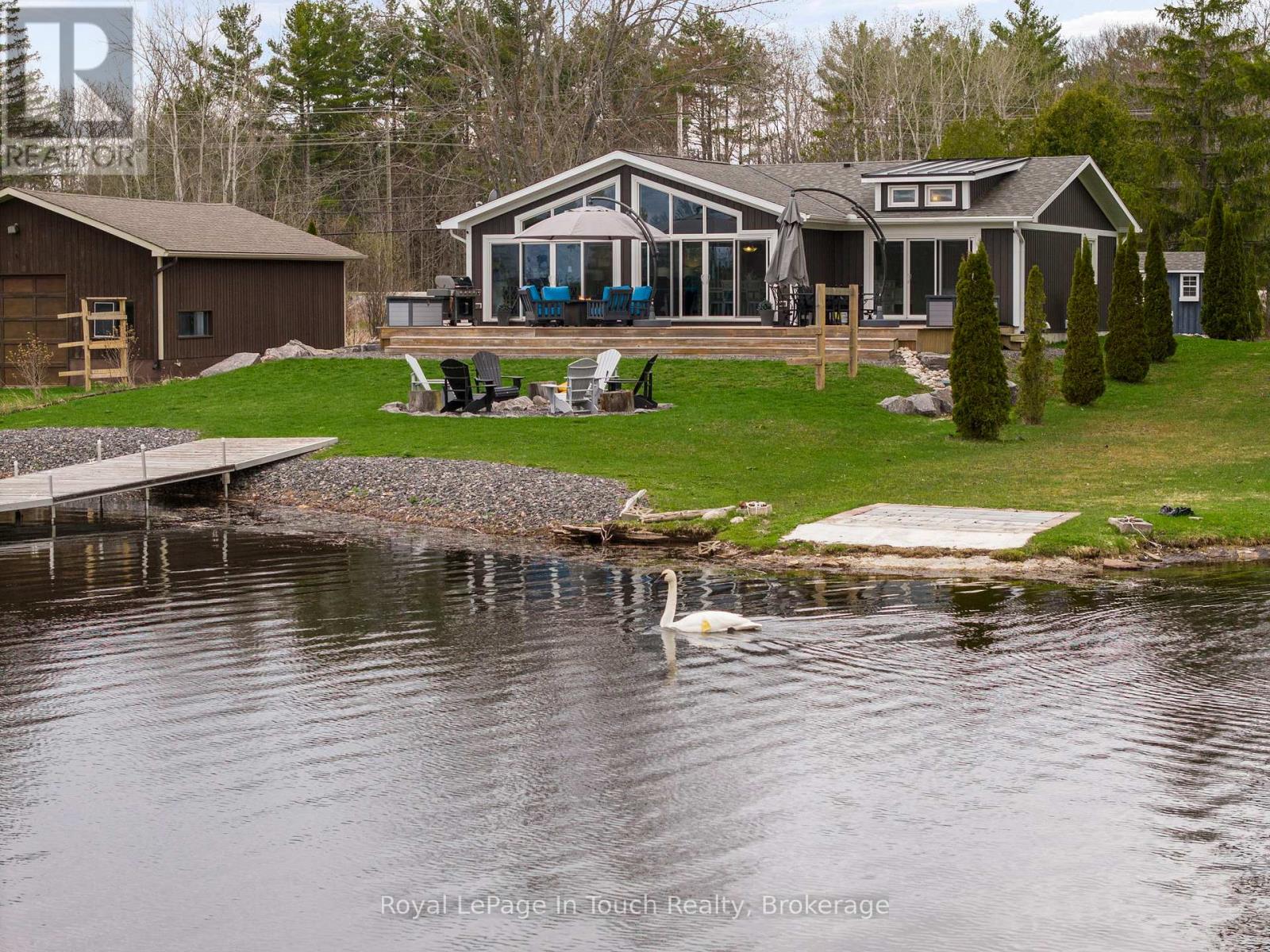 110 LONE PINE ROAD - 37
