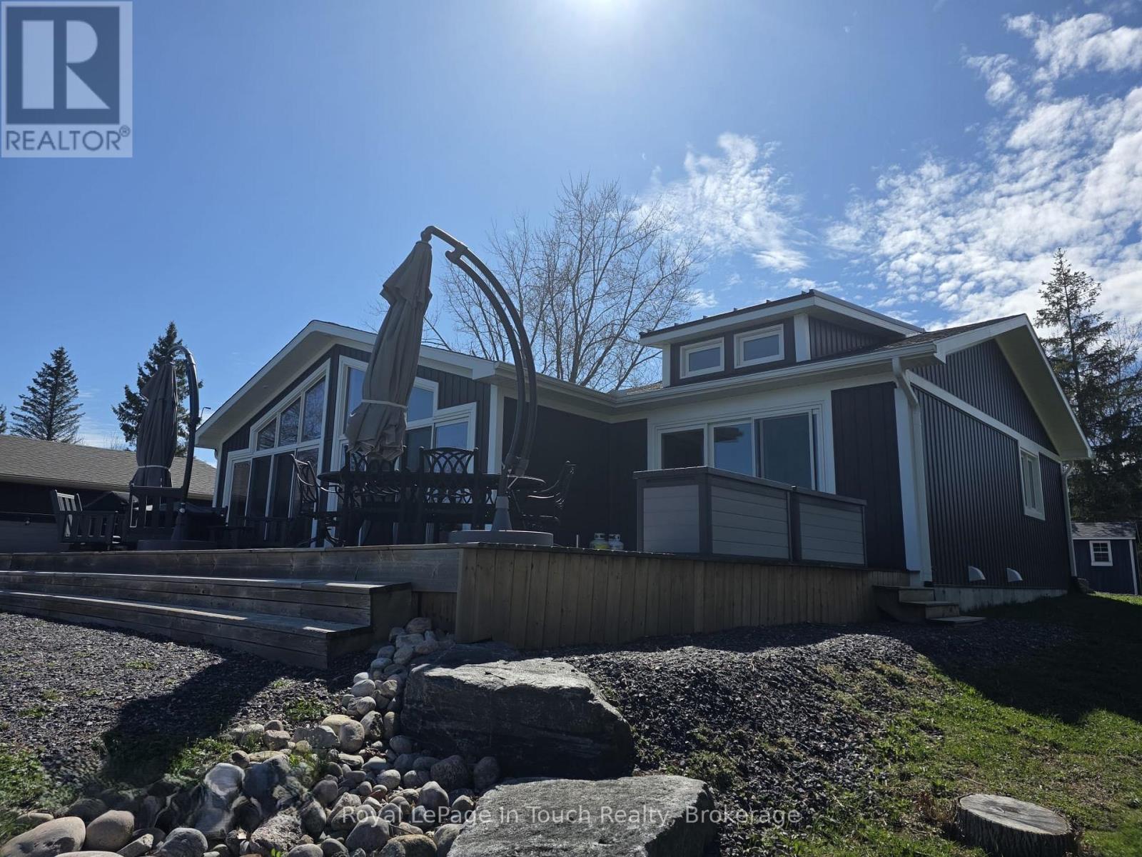 110 LONE PINE ROAD - 40
