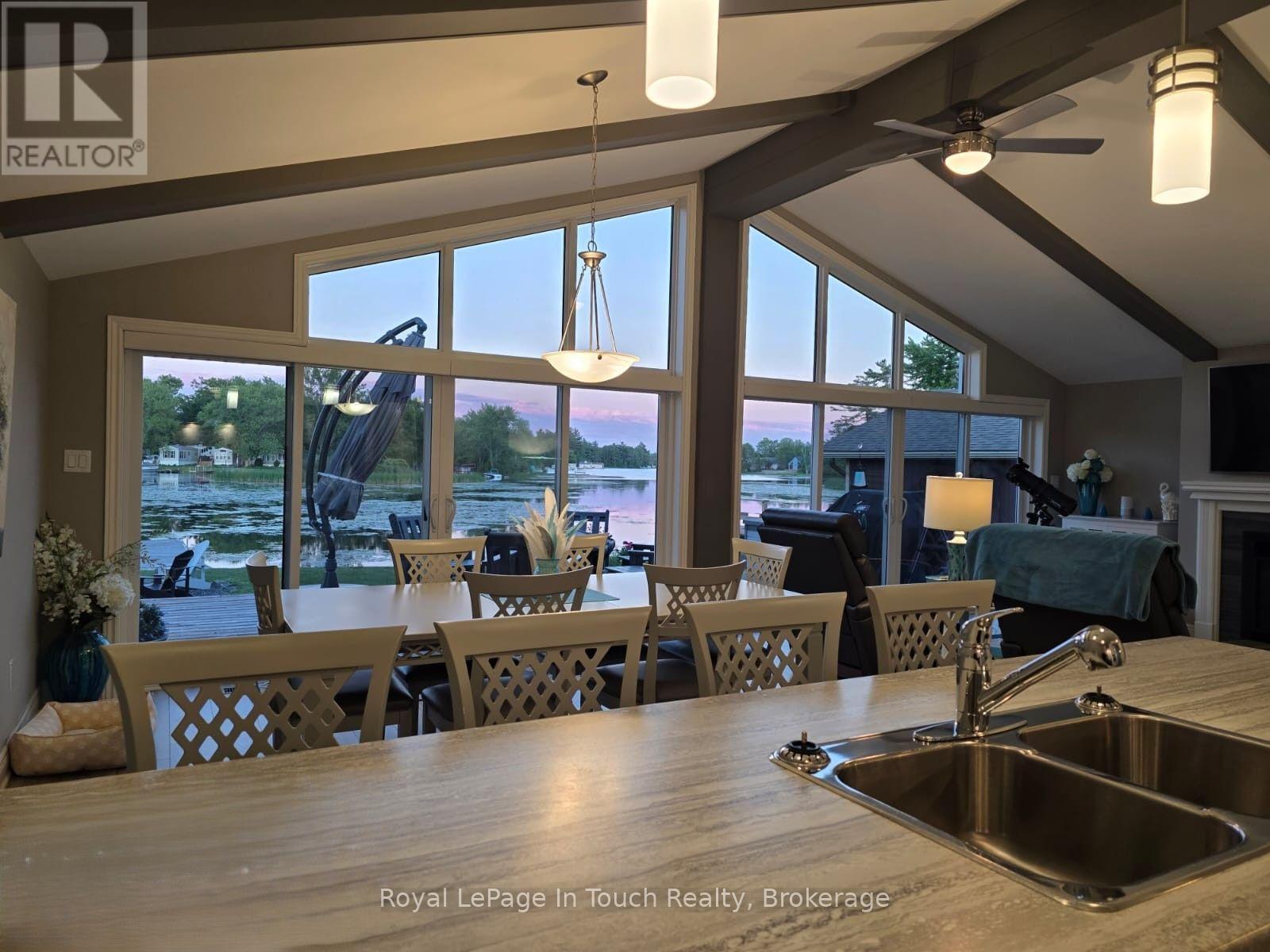 110 LONE PINE ROAD - 45