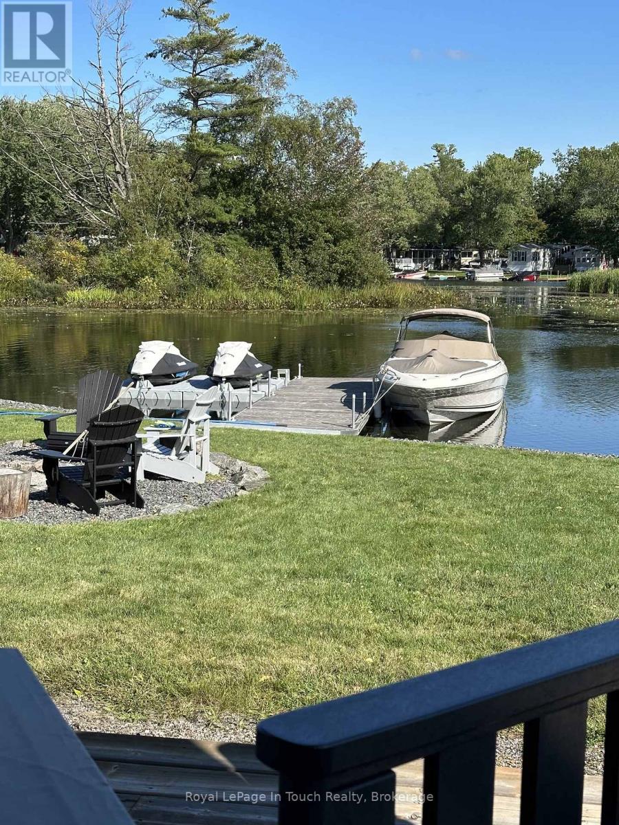 110 LONE PINE ROAD - 44
