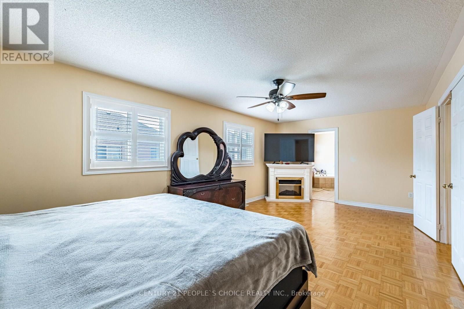 233 VELLORE AVENUE - 18