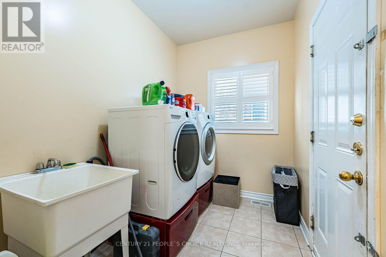 233 VELLORE AVENUE - 27