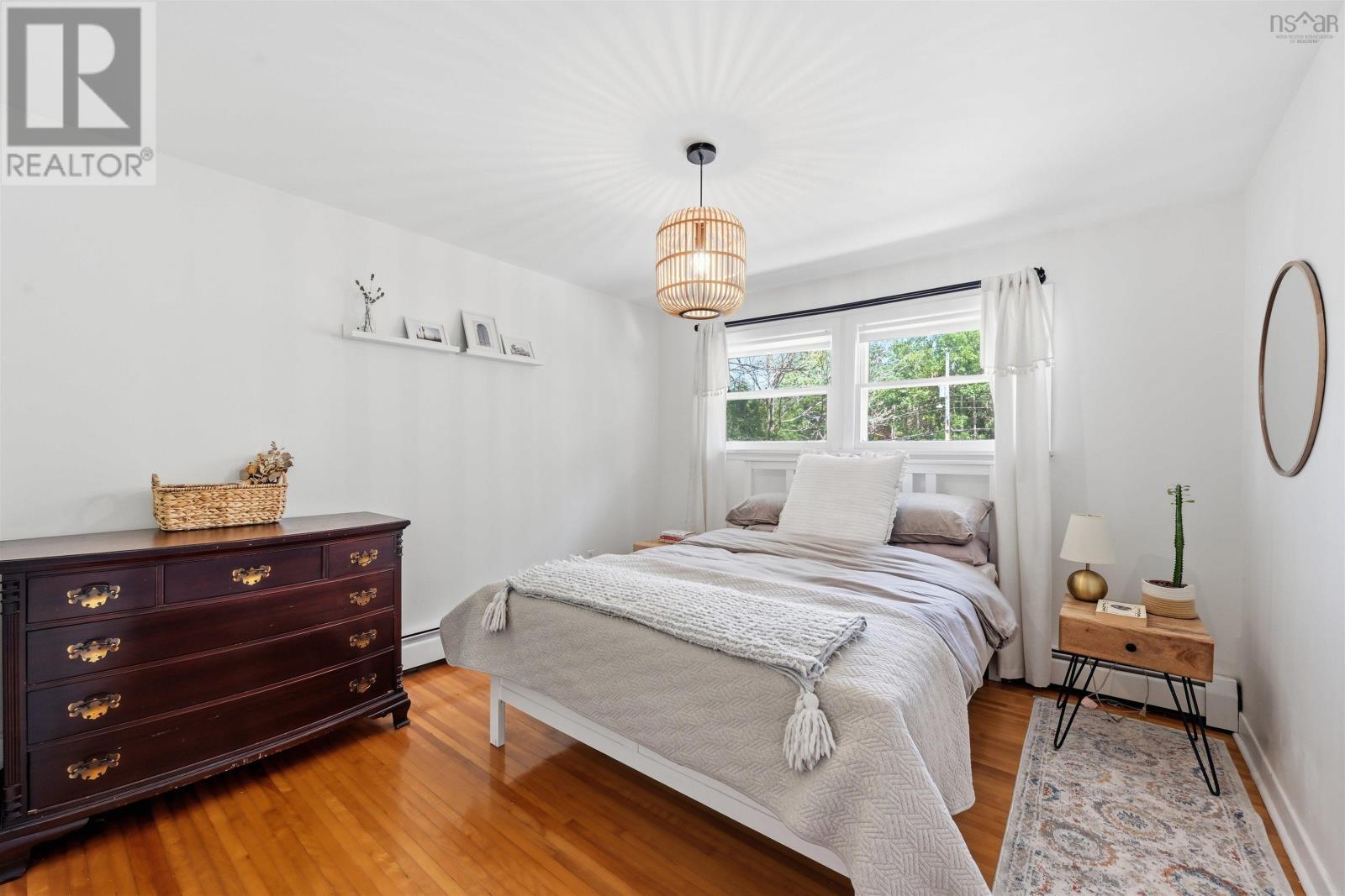 21 Lewis Drive - 22