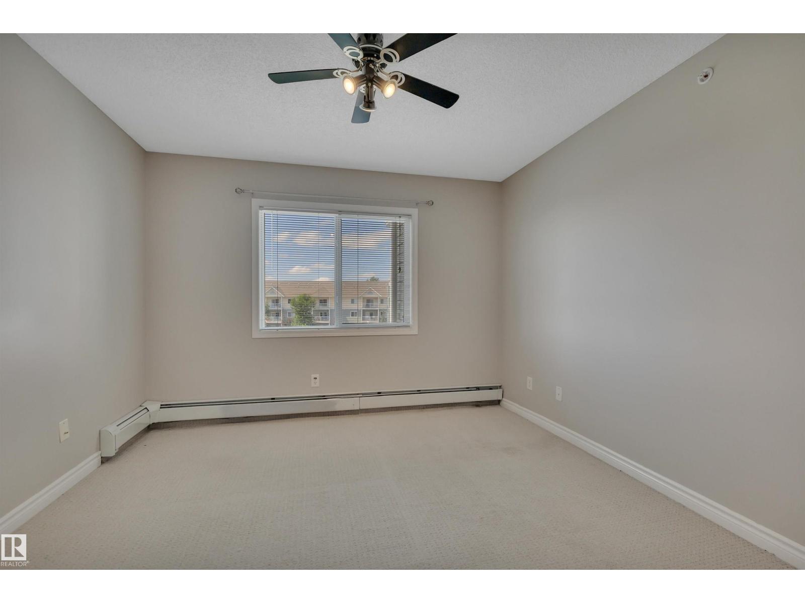 #412 70 WOODSMERE CL - 28