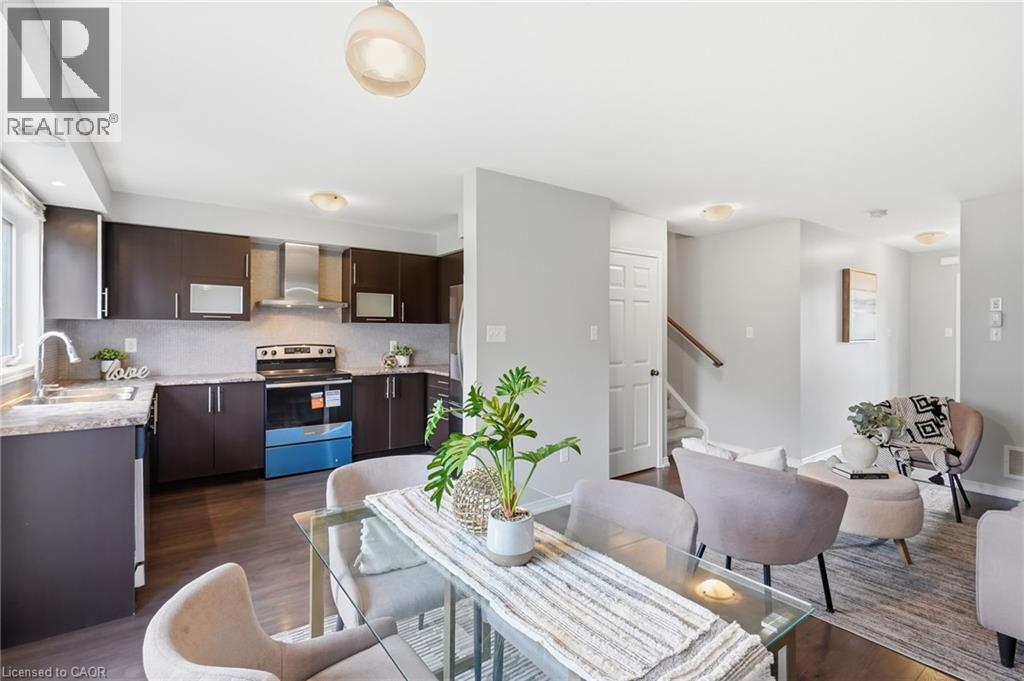 109 BISSET Avenue - 8