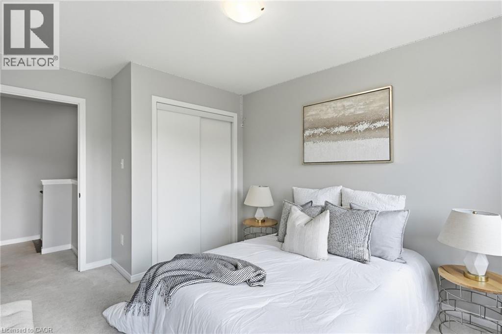 109 BISSET Avenue - 16