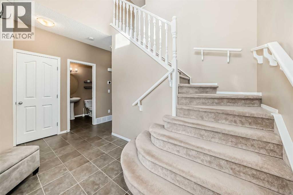 73 Royal Birch Way NW - 4