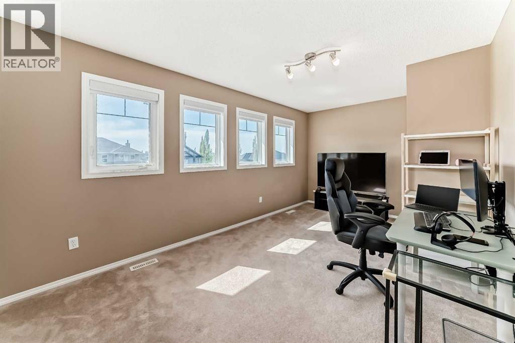 73 Royal Birch Way NW - 30