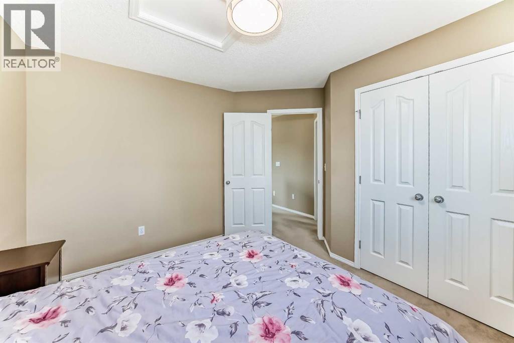 73 Royal Birch Way NW - 24