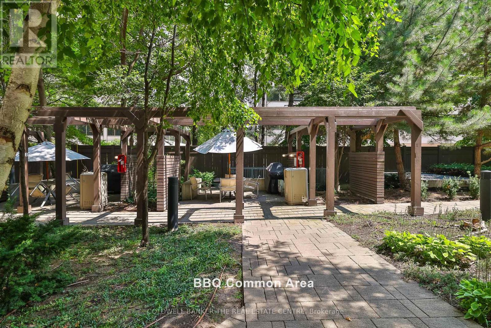 #912 23 SHEPPARD AVENUE E - 24