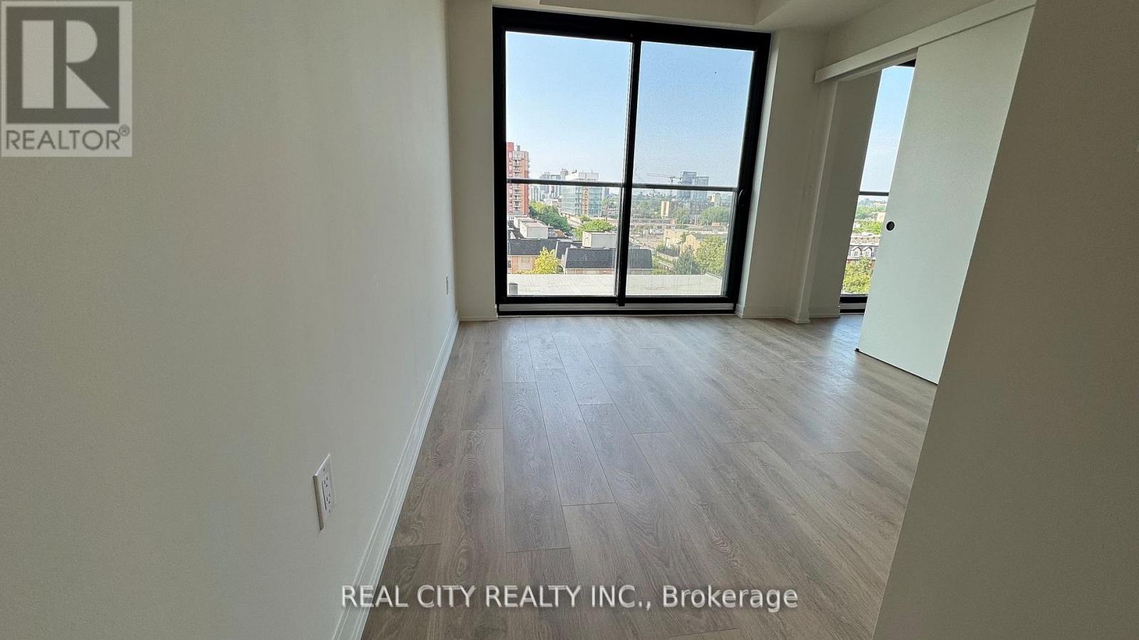#711 181 STERLING ROAD - Image 7