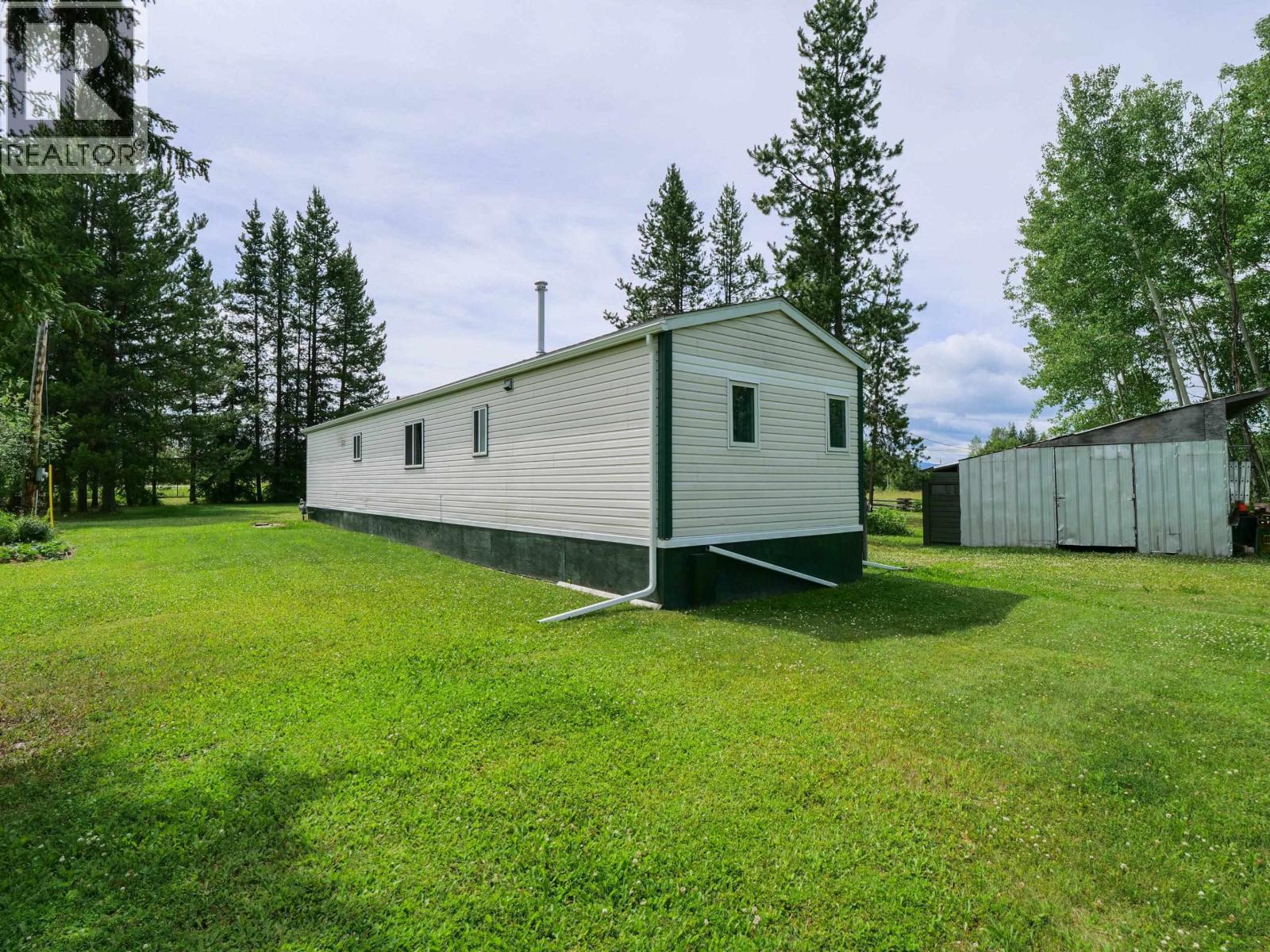 823 BARKERVILLE HIGHWAY, Quesnel