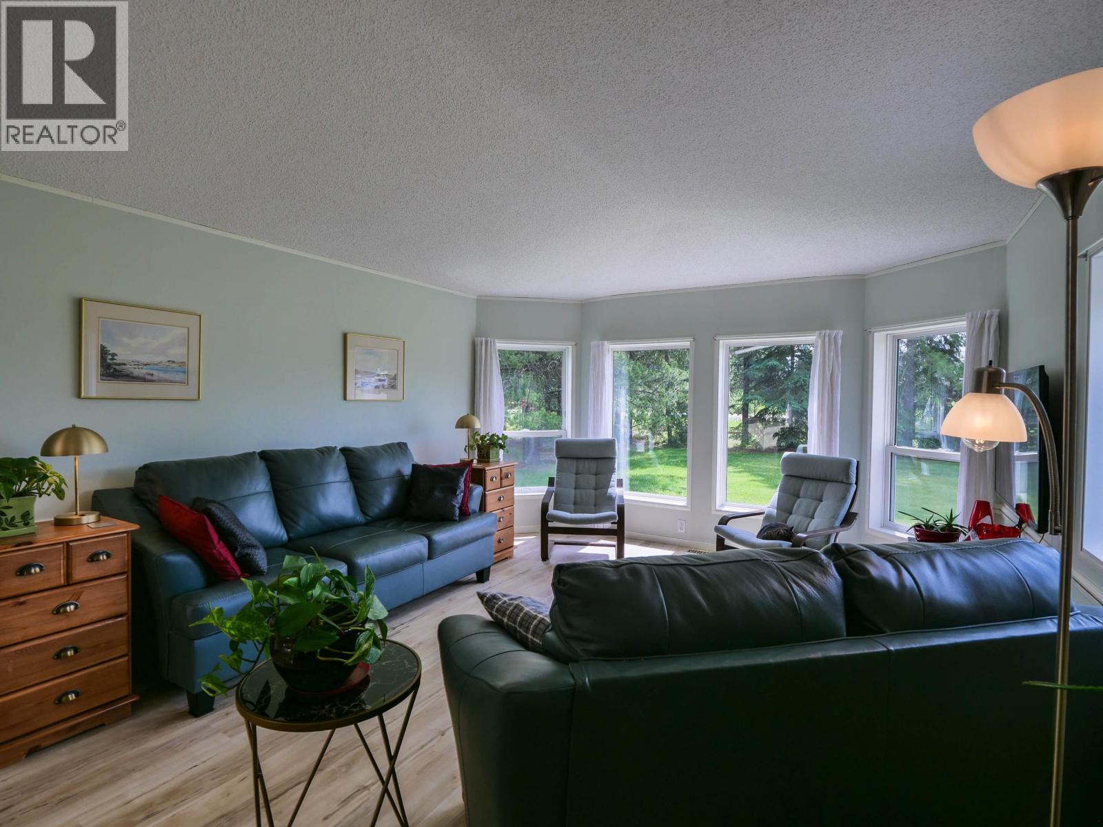 823 BARKERVILLE HIGHWAY, Quesnel